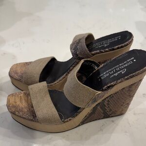 Donald J. Pliner Women's Brown and Tan Sandals